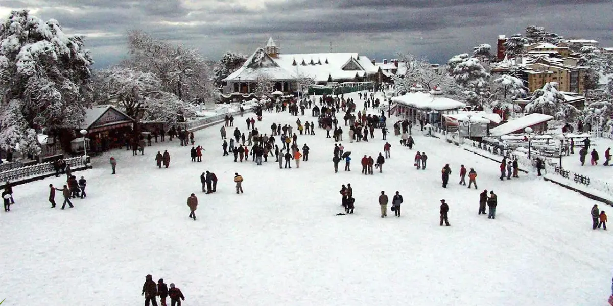 Snowfall Continues in Himachal Hills